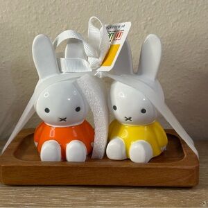 MIFFY by Magenta Salt and Pepper Shaker Set Ceramic with Wood Base New
